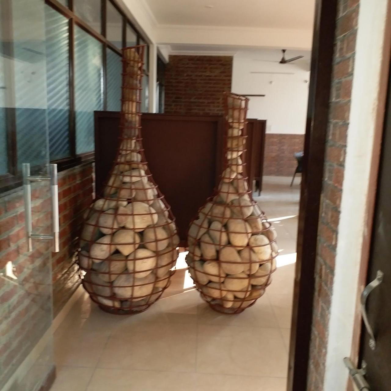 Krishna Hansraj Hotel Una  Bagian luar foto